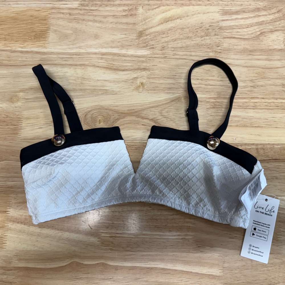 Cupshe Black and White Textured Bikini Top
